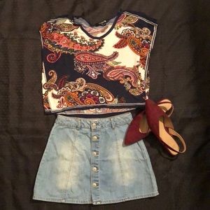 Forever 21 Flowy crop top